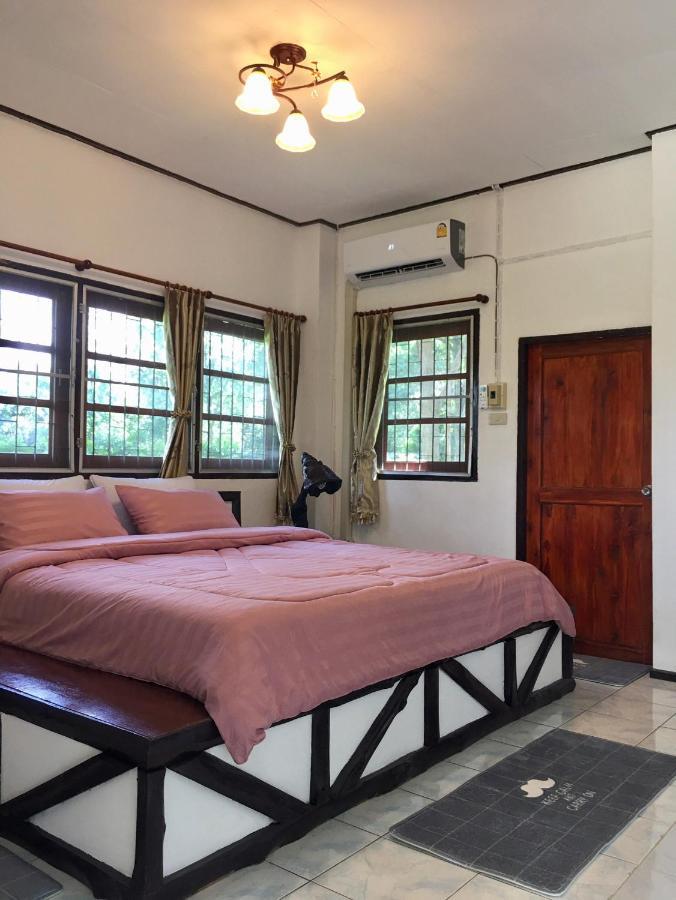 Nan Waterside Hong Bon Nern Bed and Breakfast Eksteriør billede