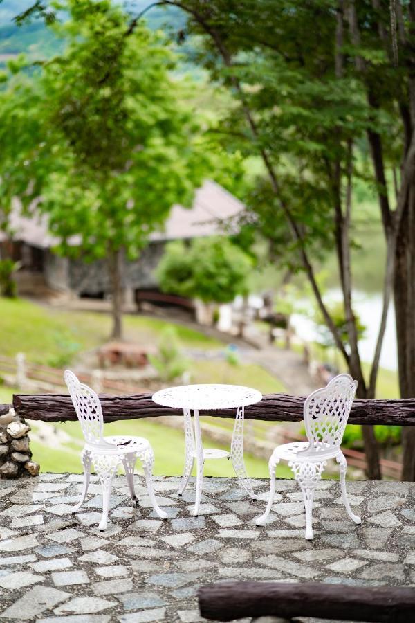 Nan Waterside Hong Bon Nern Bed and Breakfast Eksteriør billede